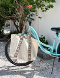 Load image into Gallery viewer, The Large Everyday Tote