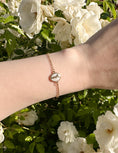 Load image into Gallery viewer, Wildflower Stone Bracelet